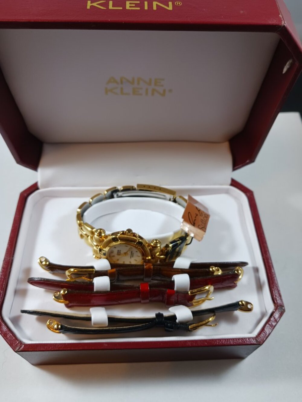 Vintage 90's Anne Klein Gold Tone Watch with 3 Interchange Bands Leather